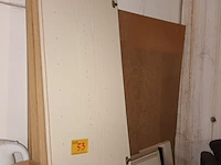 Lot 53 - kleerkast - afbeelding 2 van  3