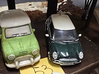 Lot 53 - volkswagen auto's 4 stuks en een mini mini - afbeelding 3 van  4