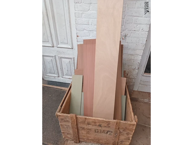 Lot 531 - houten bak. 3 stuks - afbeelding 5 van  6
