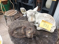 Lot 533 - tuinbeeld. 2 stuks - afbeelding 1 van  3