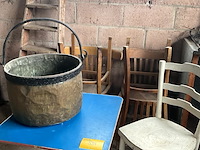 Lot 534 - laddertje, stoelen, campingtafel, ketel koper - afbeelding 1 van  8