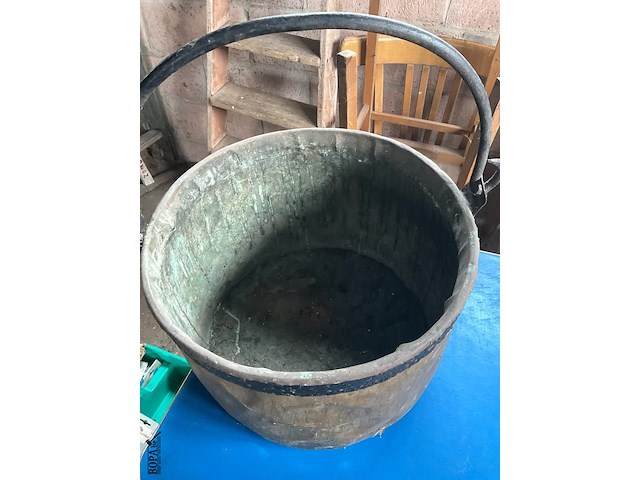 Lot 534 - laddertje, stoelen, campingtafel, ketel koper - afbeelding 3 van  8