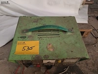 Lot 535 - batterijlader borri - afbeelding 3 van  4