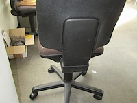 Lot 535 - bureaustoel - afbeelding 2 van  2