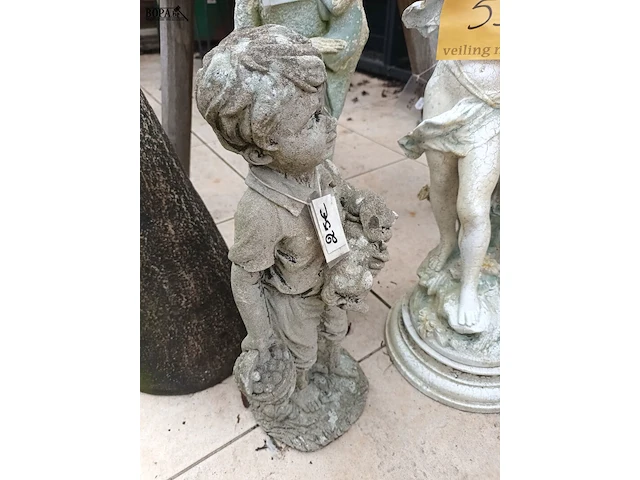 Lot 536 - tuinbeelden. 4 stuks - afbeelding 3 van  5