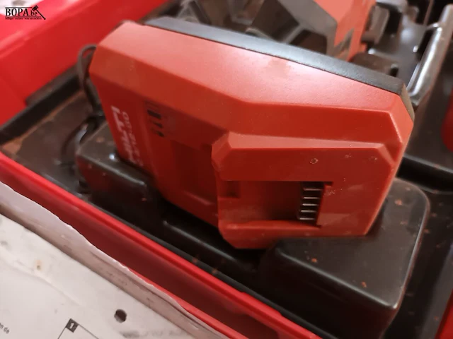 Lot 538 - multilijnlaser hilti - afbeelding 3 van  5