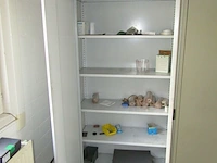 Lot 539 - metalen archiefkast - afbeelding 2 van  2