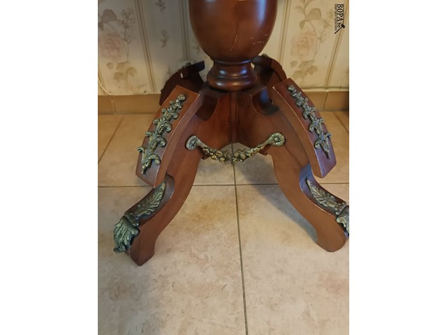 Lot 54 - bijzettafel - afbeelding 3 van  5