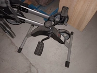 Lot 54 - rollator en stoelfiets - afbeelding 3 van  3