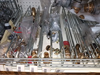 Lot 54 - sanitaire stukken - afbeelding 3 van  4