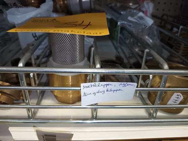 Lot 54 - sanitaire stukken - afbeelding 4 van  4