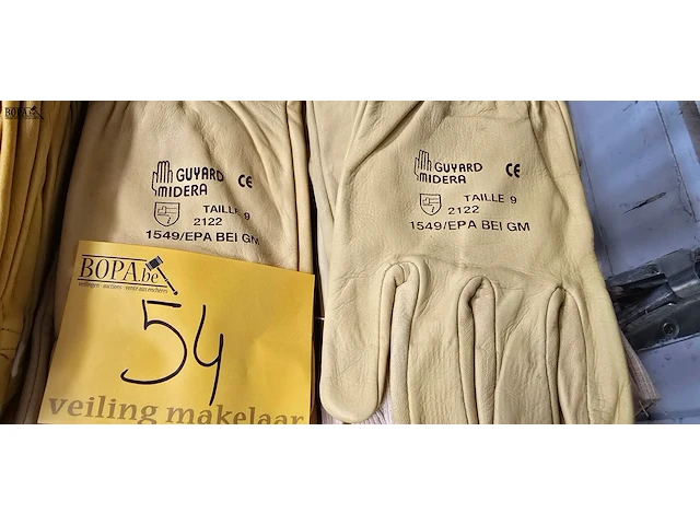 Lot 54 - werkhandschoenen maat 9 en 10 - afbeelding 2 van  3