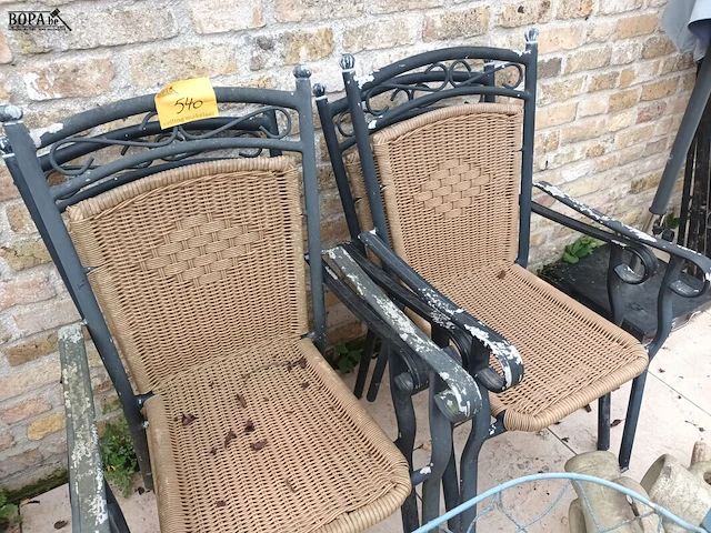 Lot 540 - tuinstoel. 4 stuks - afbeelding 1 van  4