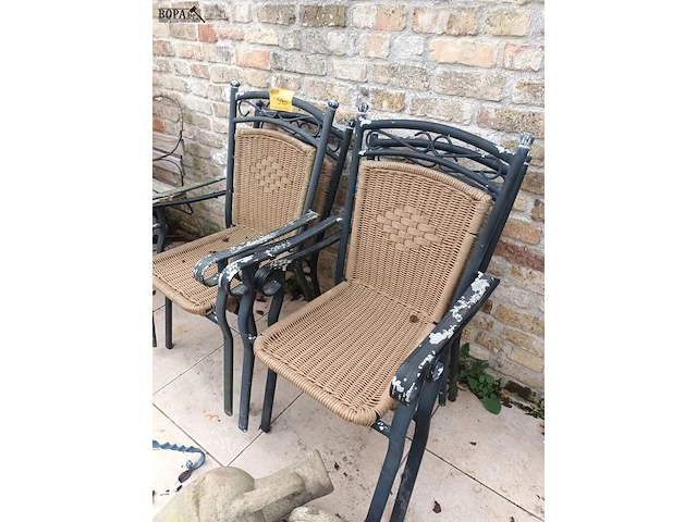 Lot 540 - tuinstoel. 4 stuks - afbeelding 2 van  4