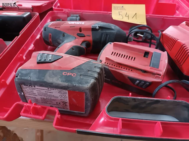 Lot 541 - accu slagmoersleutel hilti - afbeelding 3 van  4