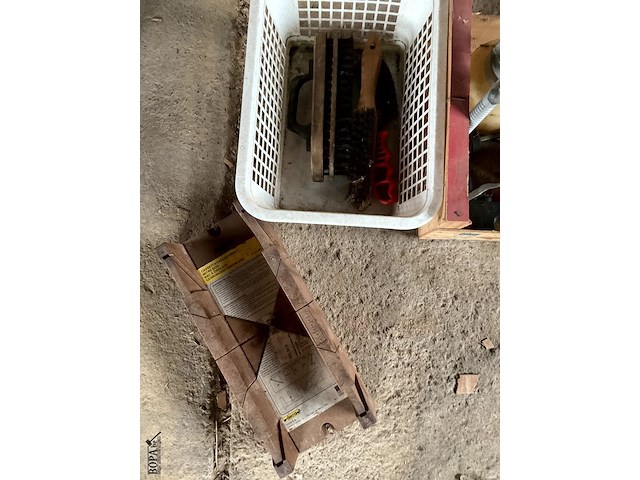 Lot 541 - lot werkgerief - afbeelding 2 van  4