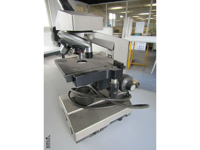 Lot 541 - microscoop olympus - afbeelding 2 van  4