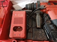 Lot 542 - accu boorhamer hilti - afbeelding 3 van  4