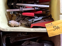 Lot 544 - werkbakken met materiaal, 2 stuks - afbeelding 3 van  3