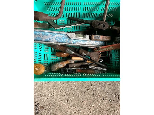 Lot 547 - bakken met divers werkmateriaal, 3 bakken - afbeelding 4 van  7