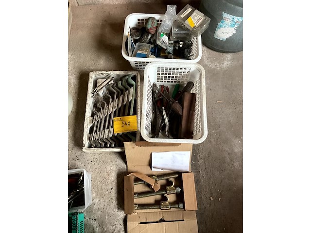 Lot 548 - lot divers werkmateriaal - afbeelding 1 van  5