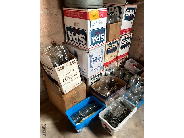 Lot 549 - lot inmaakbokalen met inmaakketel en haken en rubber dichtin - afbeelding 2 van  5