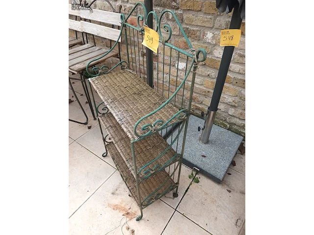 Lot 549 - plantenrek - afbeelding 2 van  4