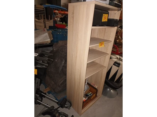 Lot 55 - boekenkast - afbeelding 2 van  3