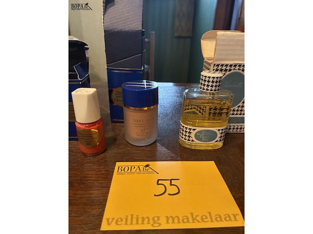 Lot 55 - christian dior vintage parfum en andere - afbeelding 2 van  2