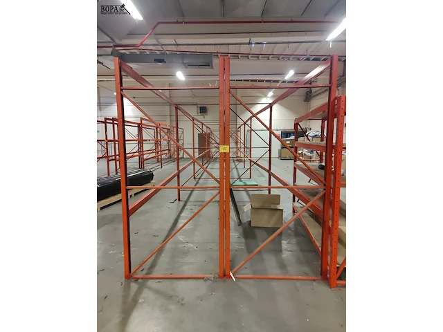Lot 55 - magazijnstelling - afbeelding 2 van  4