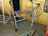 Lot 55 - rollator vermeiren - afbeelding 1 van  2