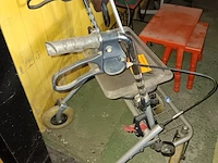 Lot 55 - rollator vermeiren - afbeelding 2 van  2