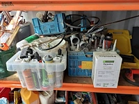 Lot 55 - siliconen en siliconepompen - afbeelding 1 van  4
