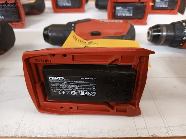 Lot 551 - accu schroefboormachine hilti - afbeelding 2 van  2
