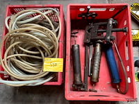 Lot 552 - lot divers werkmateriaal - afbeelding 1 van  1
