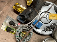 Lot 553 - losse stuken autogerief - afbeelding 5 van  9