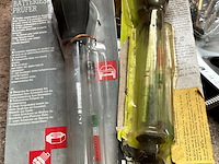 Lot 553 - losse stuken autogerief - afbeelding 9 van  9