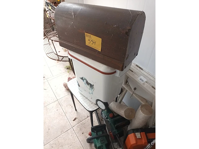 Lot 554 - lot diversen - afbeelding 1 van  8