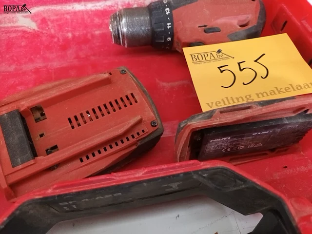 Lot 555 - accu schroefboormachine hilti - afbeelding 2 van  3