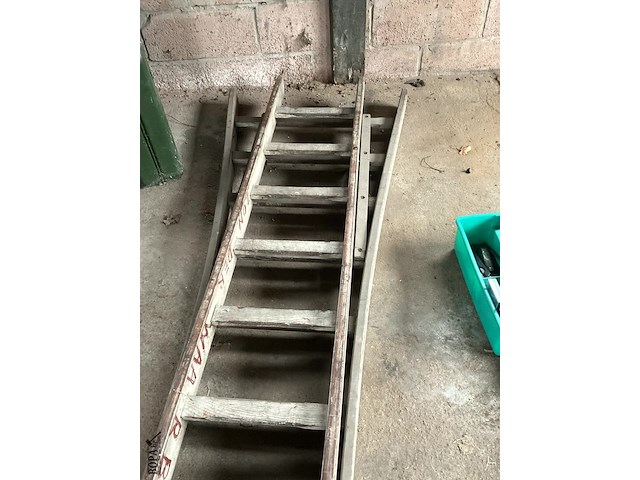 Lot 556 - lange ladder 2 x 4,75m - afbeelding 3 van  3