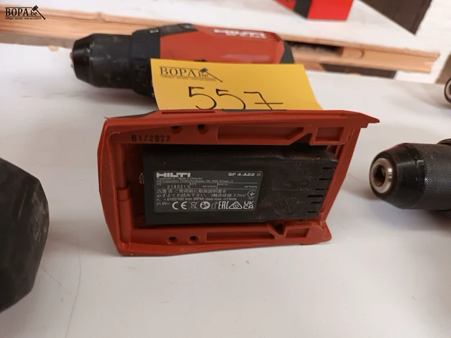 Lot 557 - accu schroefboormachine hilti - afbeelding 2 van  2