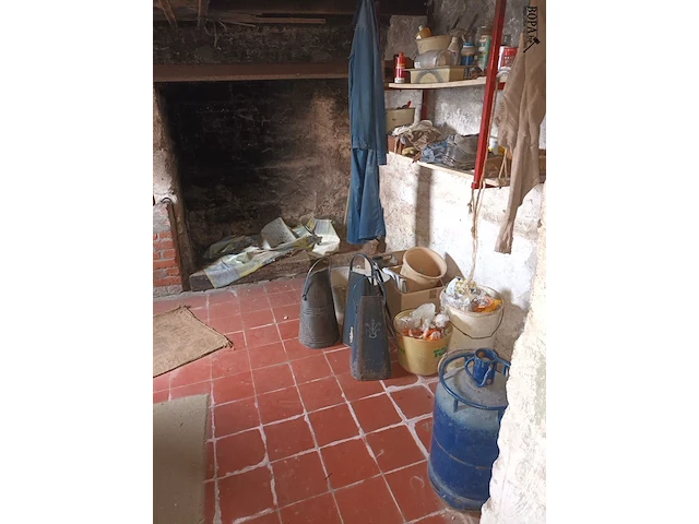 Lot 56 - diversen. inhoud berging - afbeelding 1 van  8