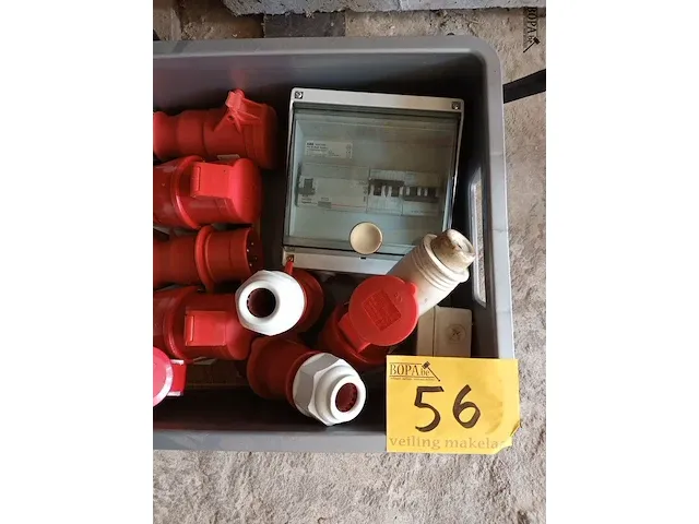 Lot 56 - drijfkracht verlengkabel met stekkers. 11 stuks - afbeelding 2 van  3