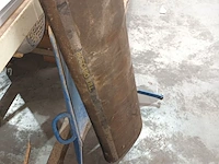 Lot 56 - metalen schep en rubberen rol - afbeelding 3 van  3