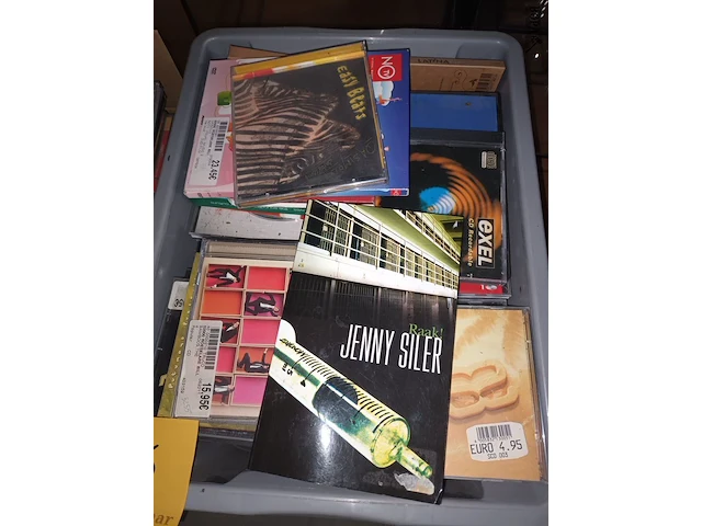 Lot 56 - muziek cd’s - afbeelding 2 van  4