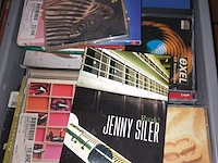Lot 56 - muziek cd’s - afbeelding 2 van  4