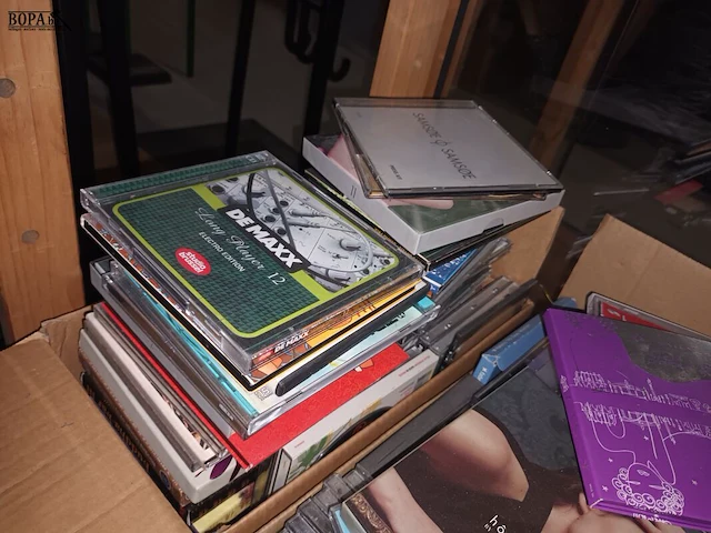 Lot 56 - muziek cd’s - afbeelding 4 van  4