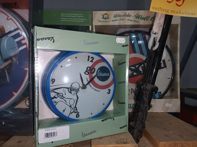 Lot 56 - nostalgische klokken. 5 stuks - afbeelding 2 van  5