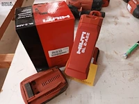 Lot 560 - accu werklamp hilti - afbeelding 2 van  3