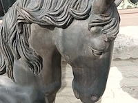 Lot 560 - paard in brons - afbeelding 2 van  7